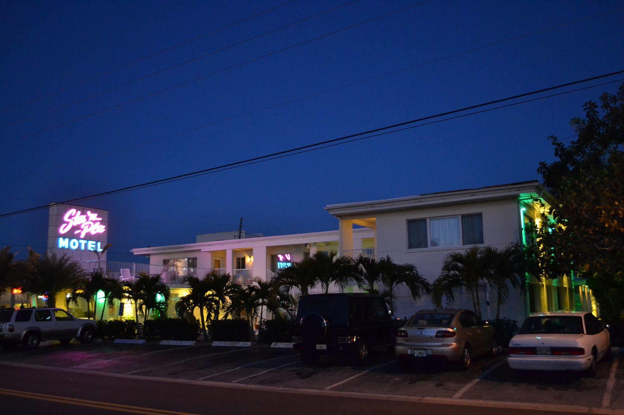 Sta N Pla Motel Clearwater Beach Eksteriør billede