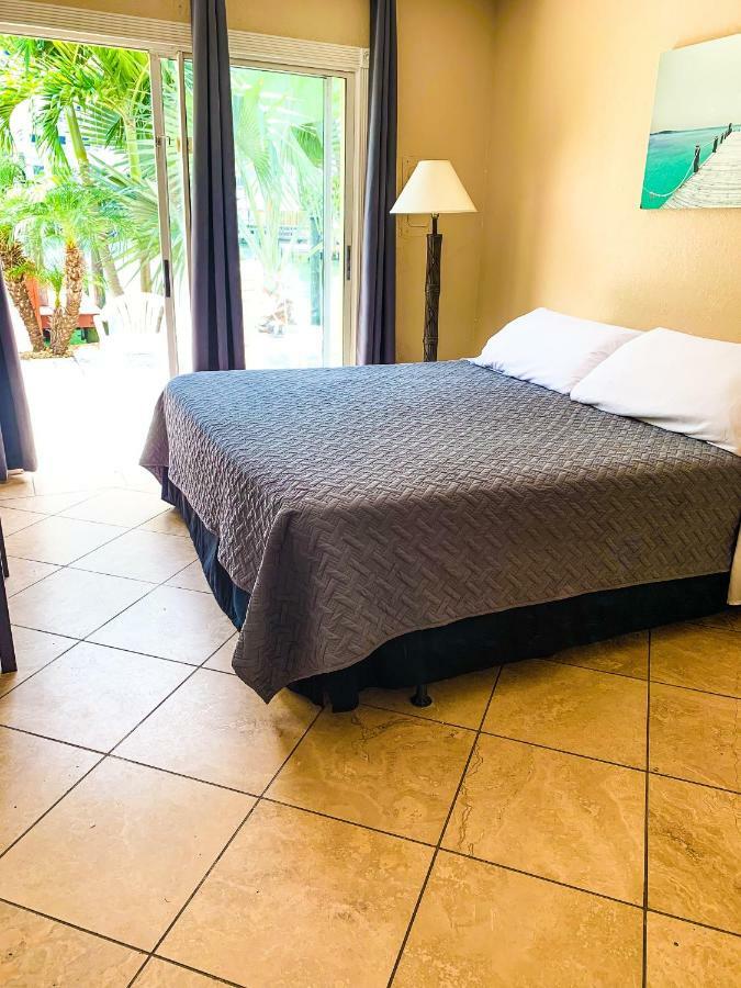 Sta N Pla Motel Clearwater Beach Eksteriør billede