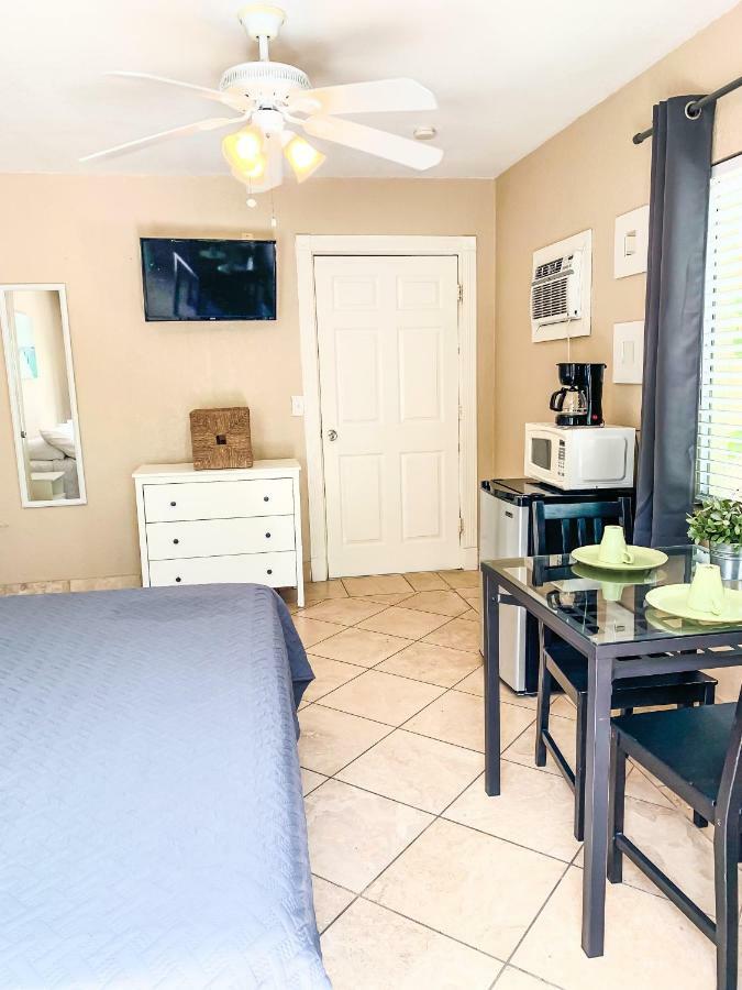 Sta N Pla Motel Clearwater Beach Eksteriør billede